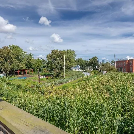 New! Boston Condo Near Mbta, 3 Mi To Fenway! Exterior photo